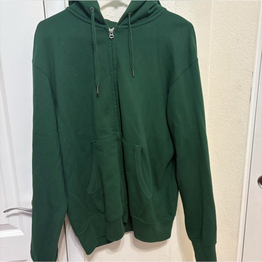 Zip Up Hoodie from UNIQLO